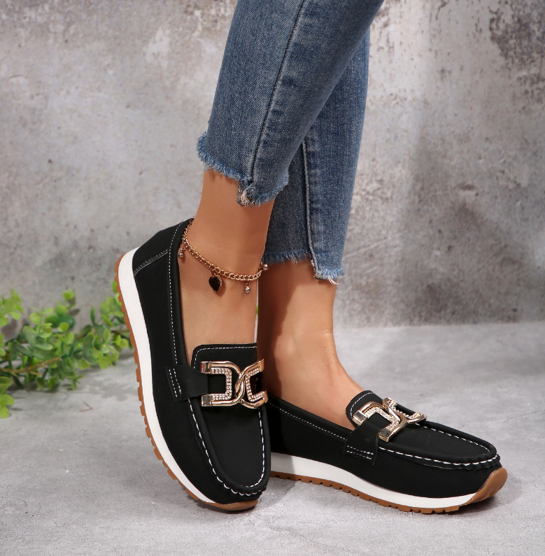 Esmeralda | Mocasín elegante con hebilla en forma de rombo