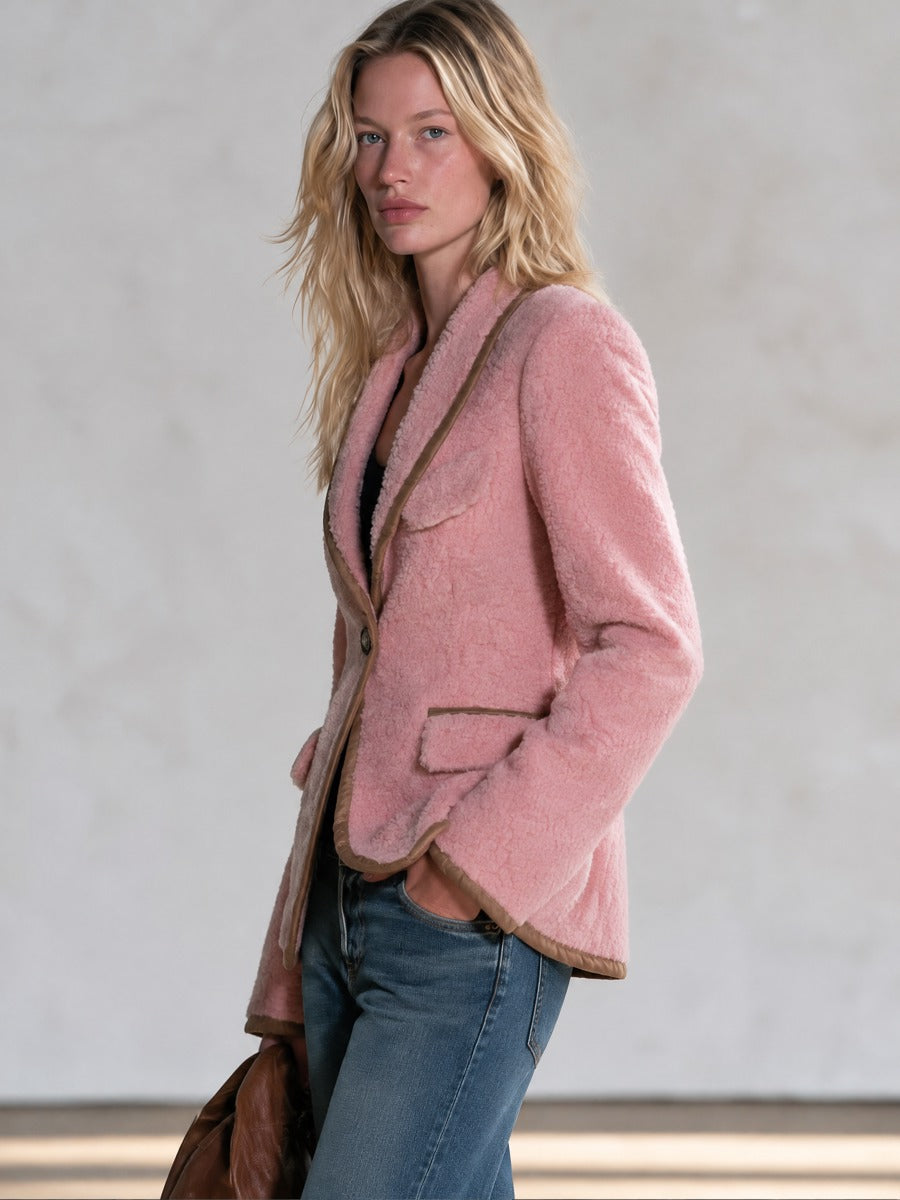 Mireia | Americana rosa de borreguito con vivos marrones