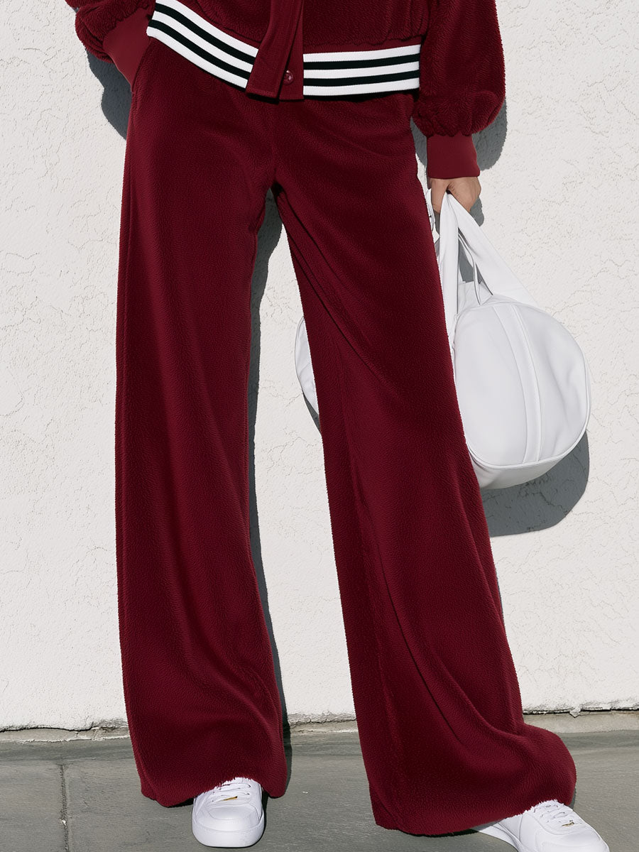 Begoña | Conjunto burdeos de chaqueta y pantalón ancho
