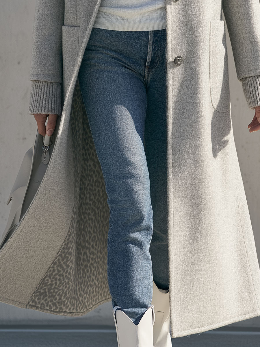 Blanca | Abrigo largo de punto gris con interior de leopardo