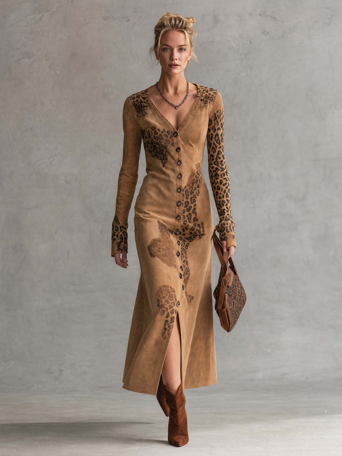 Lola | Vestido midi de antelina con detalles de leopardo
