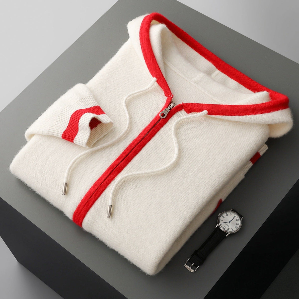 Varese | Sudadera de punto con capucha y ribetes